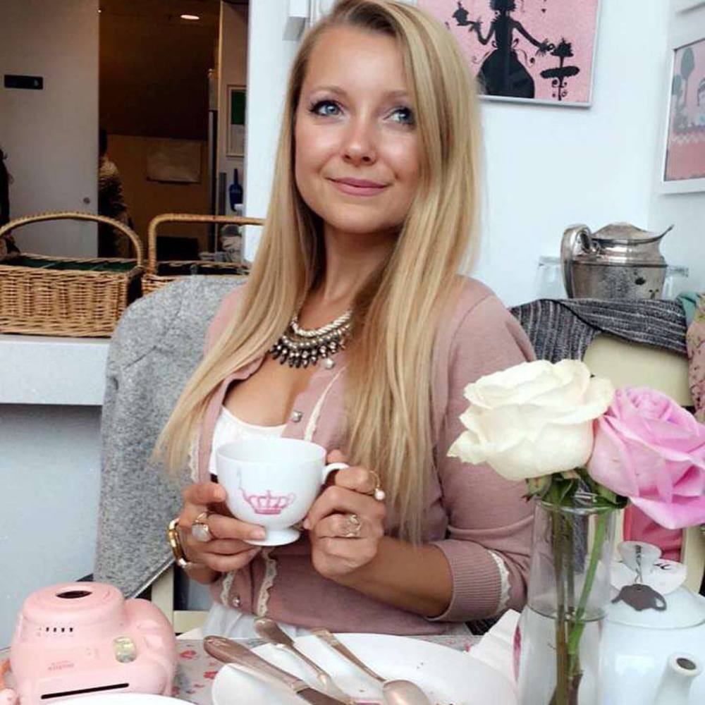 Meet your Posher, Yesim